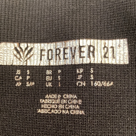 Yoga set- forever 21 -small - Picture 8 of 12